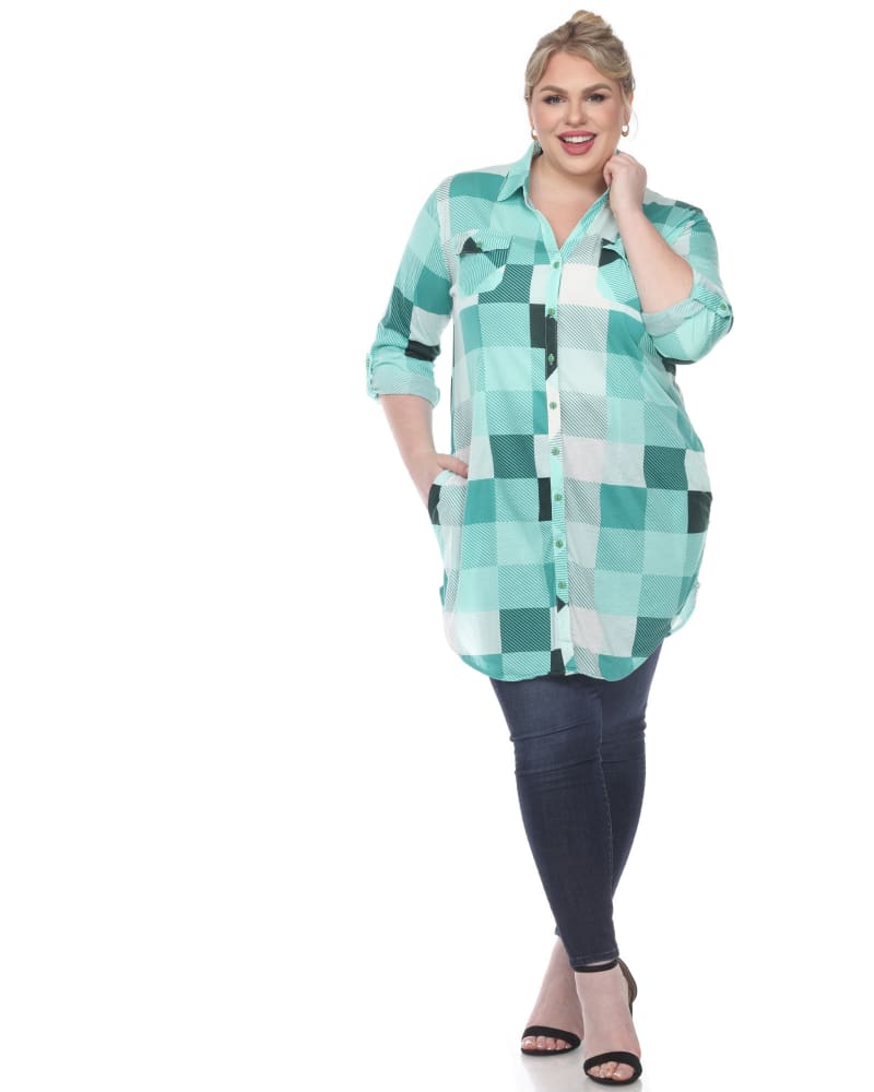 Front of a model wearing a size 3X Plaid Button Down Tunic Shirt in Green White by White Mark. | dia_product_style_image_id:257222